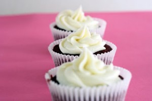 Cupcake - Red velvet cupcakes with cream cheese frosting
