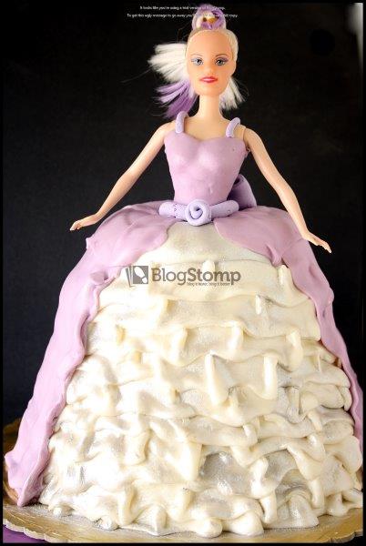 3D birthday cake barbie theme