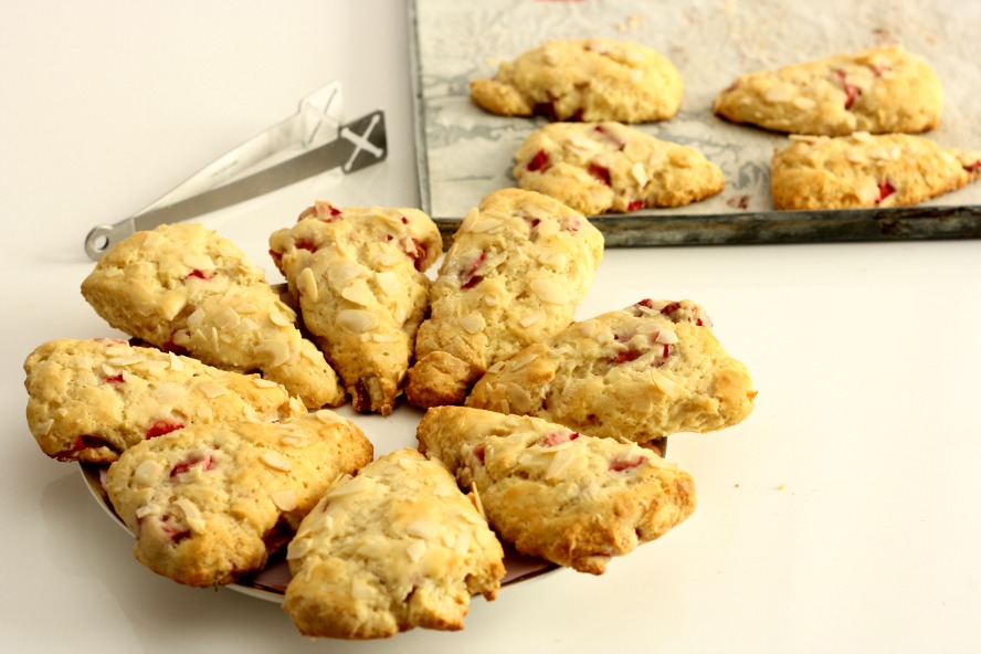 Strawberry Buttermilk Scones