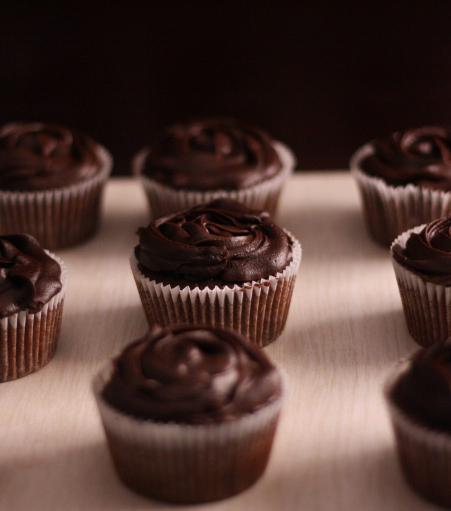 Moist Chocolate Fudge Cupcakes