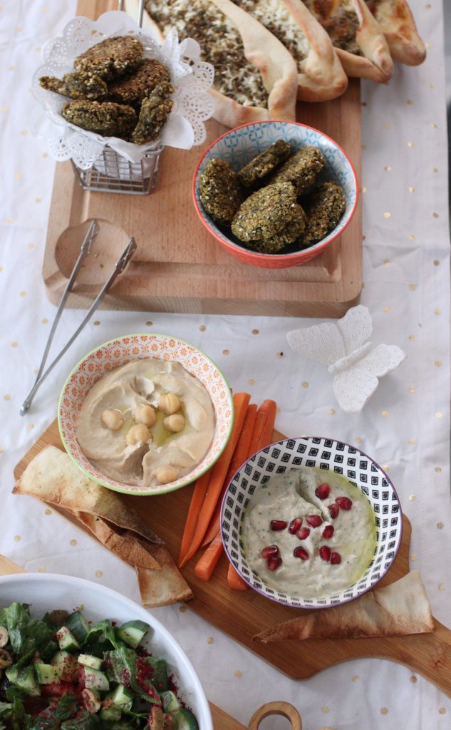 Hummus & Mutabal dips